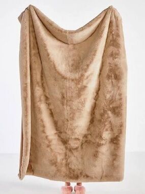 Anthropologie Sophie Faux Fur Plush Throw Blanket -